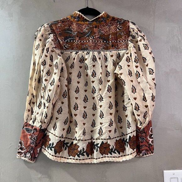 Farm Rio Beige Ainika Floral Long Sleeve Blouse - Picture 10 of 10